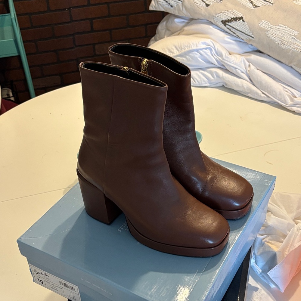 Seychelles Sweet Lady Leather Cognac IB02325
